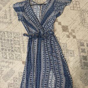 Francesca's Blue Medium Midi Dress